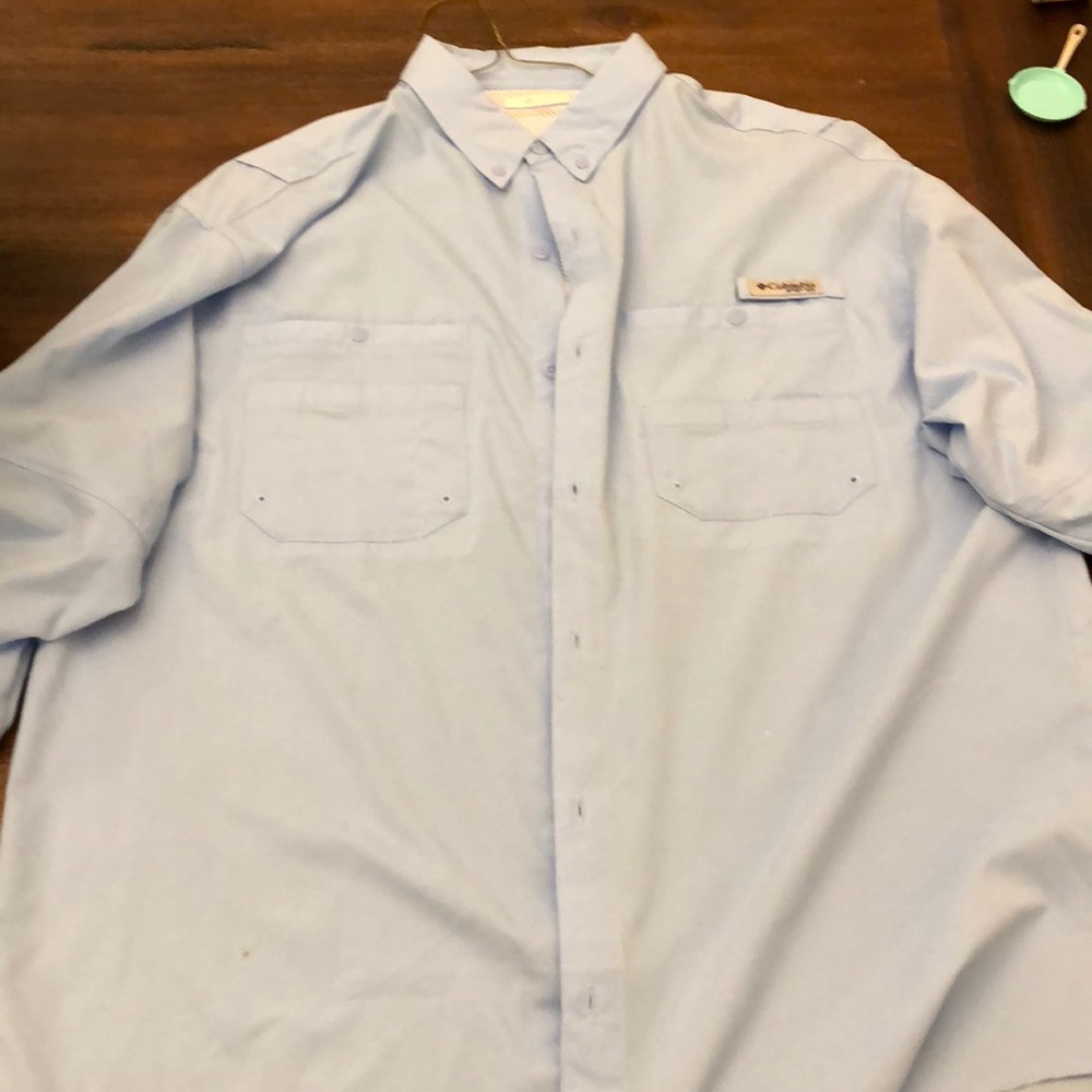 Like new Columbia shirt